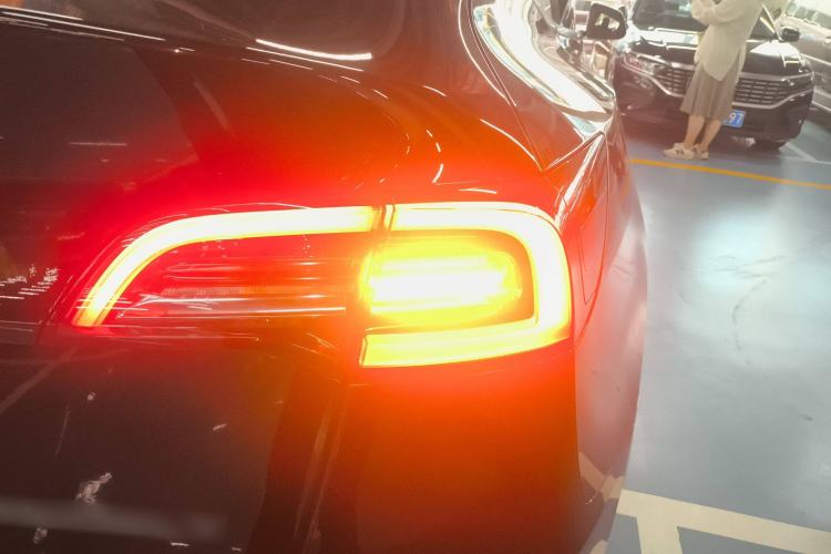 Used Tesla Model Y 2022 Rear-Wheel-Drive Version
