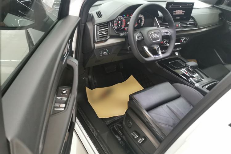 Used Audi Q5L 2023 40T Luxury Dynamic Model
