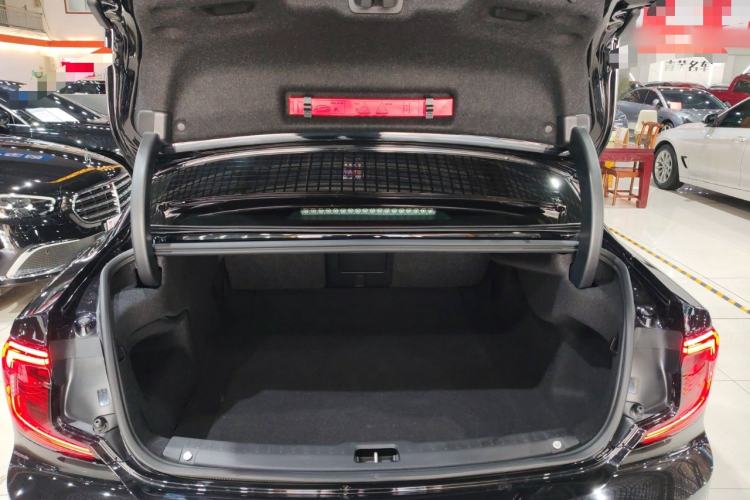 Used Volvo S90 2023 B5 Zhiyi Luxury Edition
