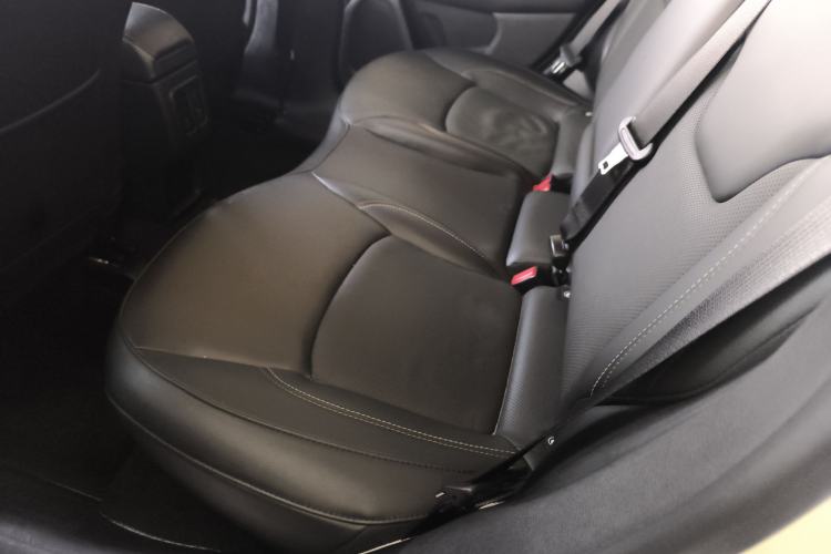 Used  Compass 2017 200T Automatic Family Edition
