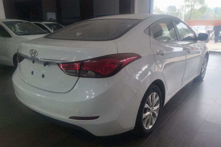 Used Hyundai Elantra 2016 1.6L Automatic Smart Version