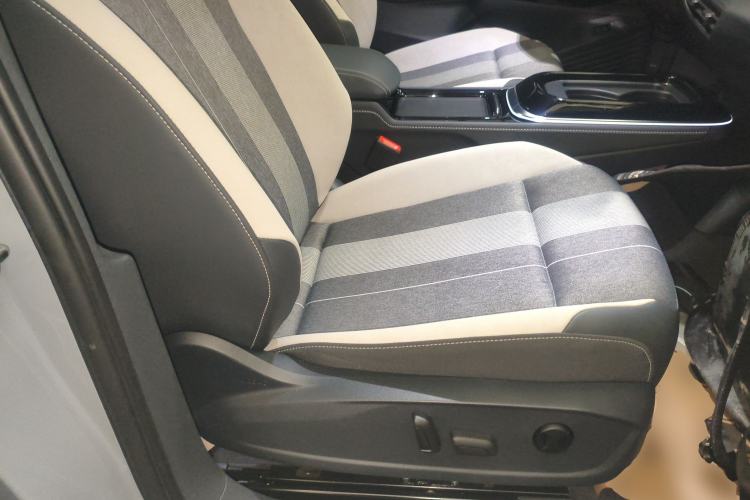 Used Volkswagen ID.4 CROZZ 2022 Long-Range PURE+ Edition