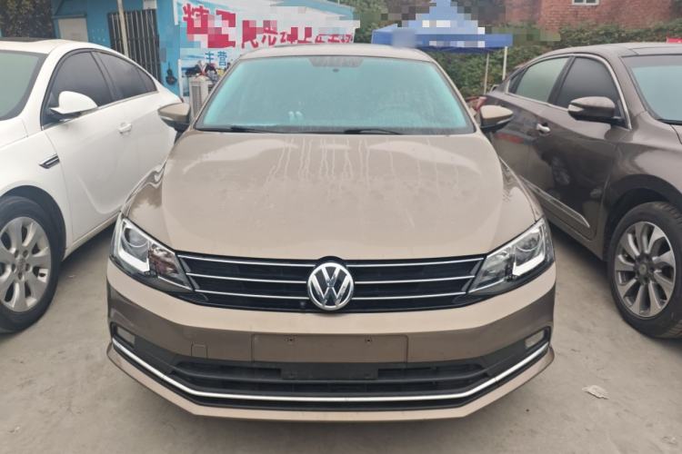 Used Volkswagen Sagitar 2015 230TSI Automatic Comfort Version
