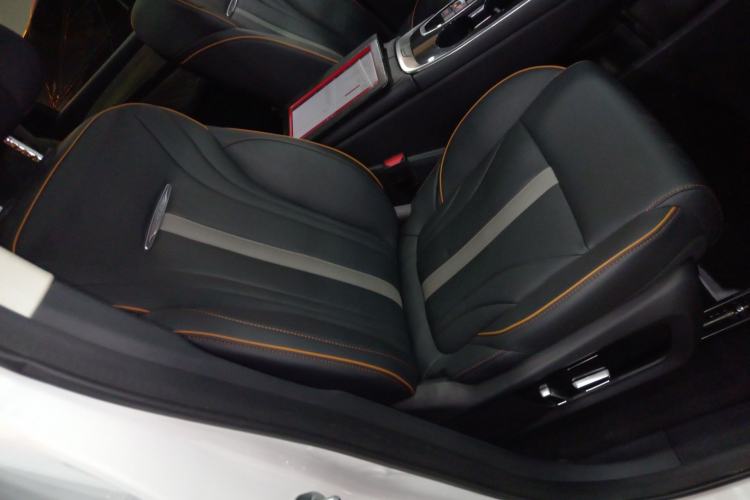 Used FORTHING Yacht 2022 1.5T DCT Chasing-the-Waves Edition
