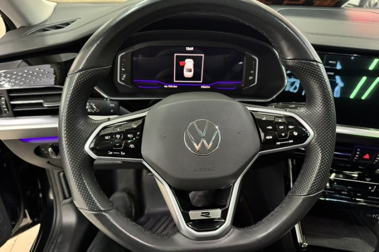 Used Volkswagen Passat 2023 380TSI Flagship Edition
