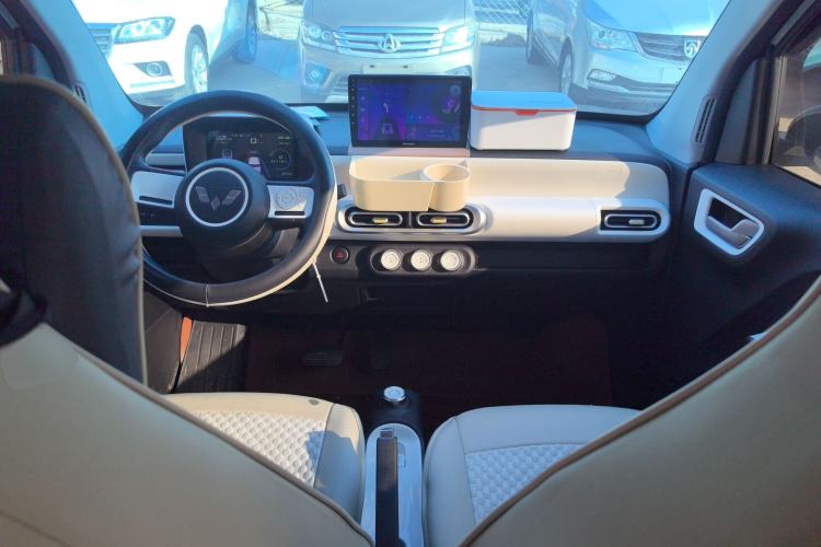 Used Wuling Hongguang MINIEV 2024 3rd Generation 215km Youth Edition
