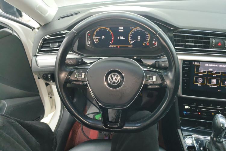 Used Volkswagen Lamando 2021 280TSI DSG Comfort Edition
