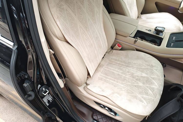 Used Hima AITO M7 2024 1.5T Rear-Drive Plus Version 6 Seats
