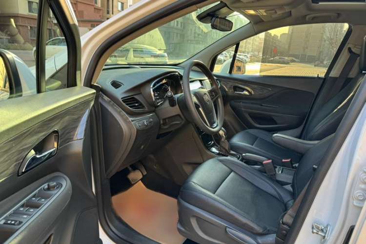 Used Buick Encore 2018 18T Automatic Two-Wheel Drive Urban Leading Model
