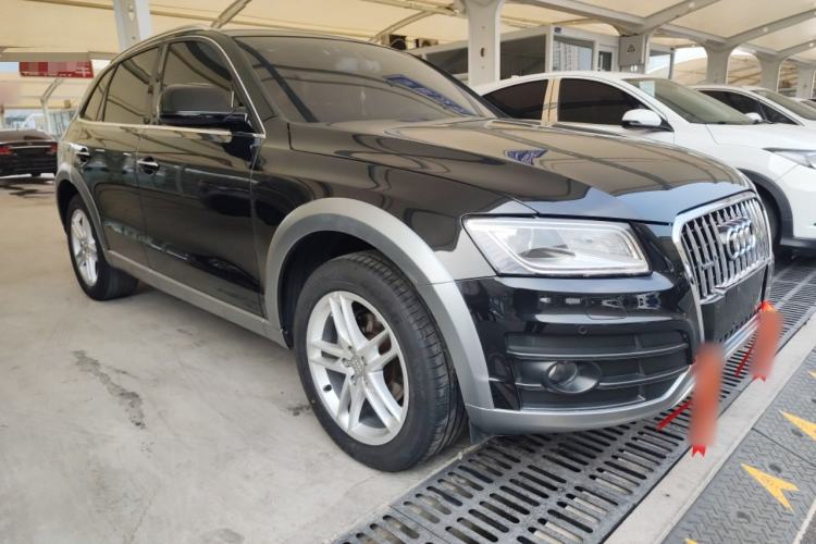 Used Audi Q5 2017 Plus 40 TFSI Technology Model