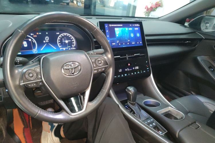 Used Toyota Avalon 2022 Dual-Engine 2.5L XLE Premium Edition
