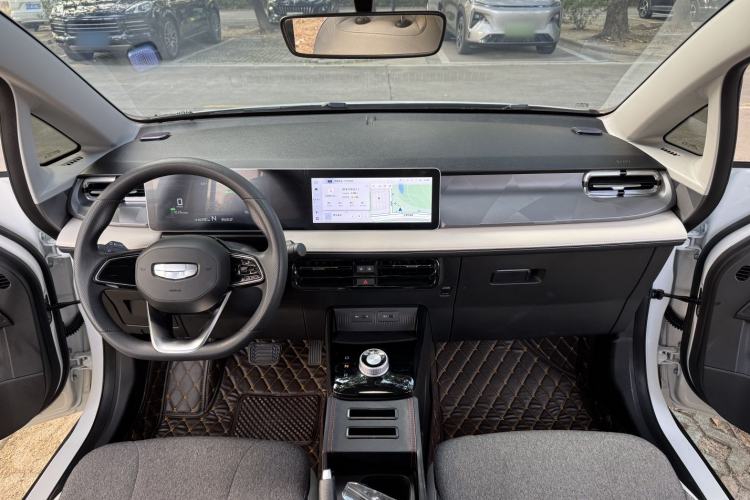 Used Geometry E Firefly 2024 301km Flowing Light