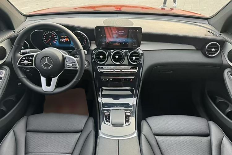 Used Mercedes-Benz GLC Coupe 2020 GLC 260 4MATIC Coupe SUV
