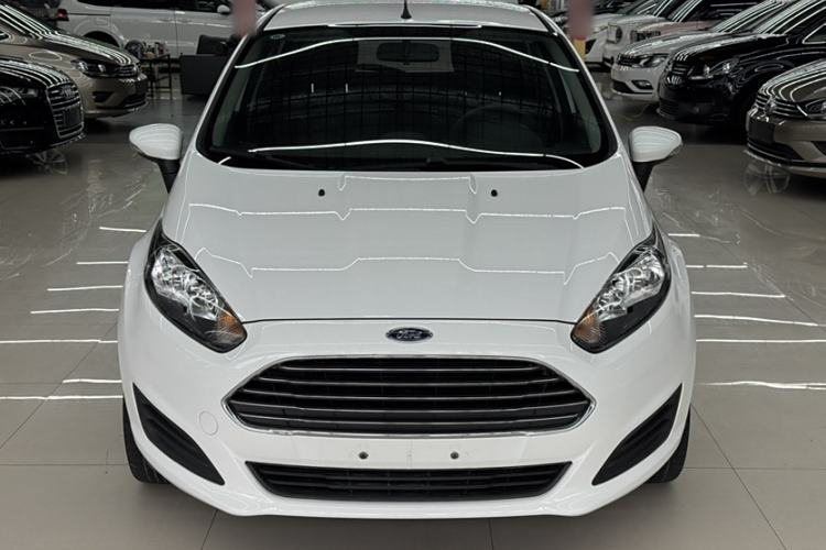 Used Ford Fiesta 2013 Hatchback 1.5L Manual Fashion Edition
