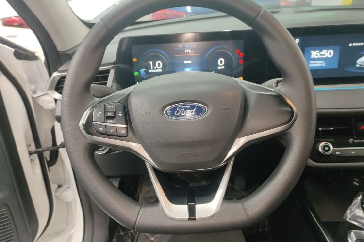 Used Ford Escort 2021 1.5L Automatic Platinum Edition
