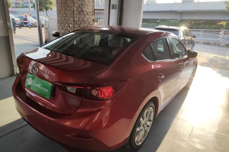 Used Mazda Mazda 3 Axela 2014 Sedan 2.0L Automatic Sport Model