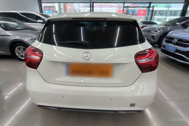 Used Mercedes-Benz A-Class 2017 Revised Version A 200 Fashion Edition
