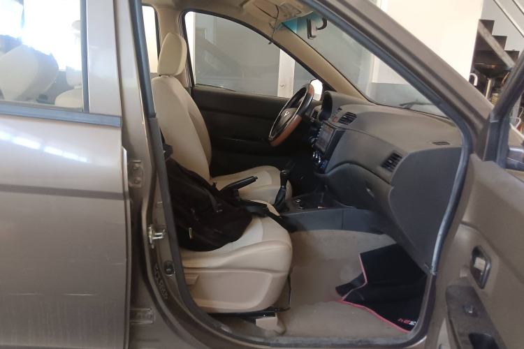 Used Wuling Hongguang 2014 1.5L S Standard Version
