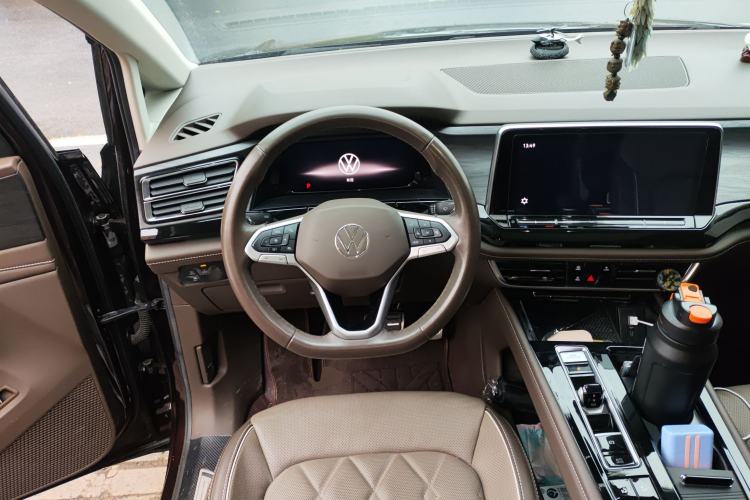 Used Volkswagen Viloran 2023 380TSI Prestige Edition
