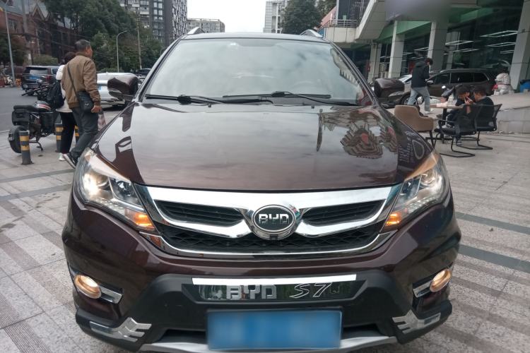 Used BYD S7 2016 2.0T Automatic Prestige Plus
