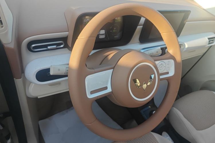 Used Wuling Hongguang MINIEV 2024 3rd Generation 215km Advanced Version