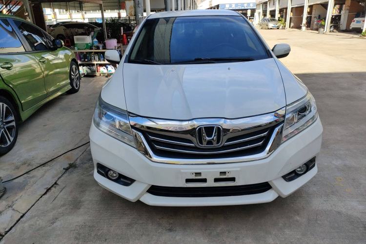 Used Honda Crider 2013 1.8L automatic comfort version
