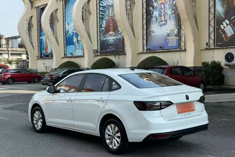 Used Volkswagen Lavida 2023 New Sharp 1.5L Automatic Excellent New Edition
