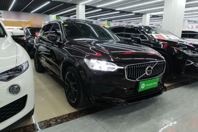 Used Volvo XC60 2019 T5 4x4 Zhiyuan Edition China VI Standard
