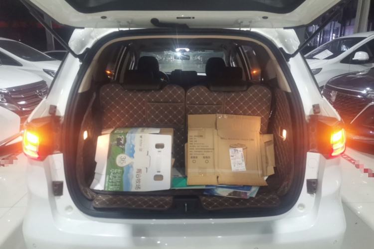 Used BYD Song MAX 2019 1.5T Automatic Smart Connect Ruiyi Sunroof Model 7 Seats China VI Standard
