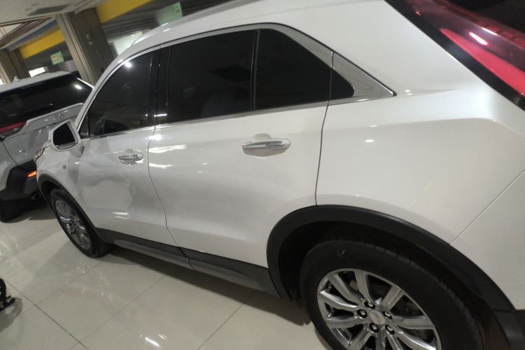 Used Cadillac XT4 2022 28T Two-Wheel-Drive Luxury Version
