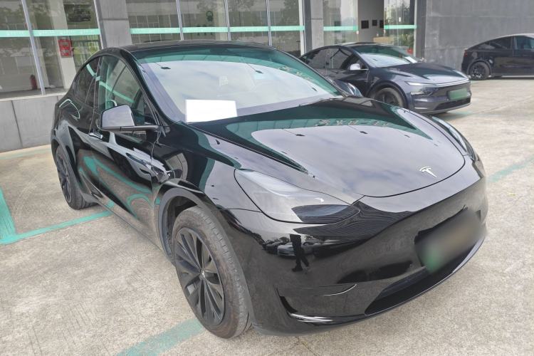 Used Tesla Model Y 2023 Rear-Wheel-Drive Version
