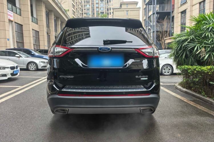 Used Ford Edge 2016 EcoBoost 245 Two-Wheel-Drive Titanium 7-Seater
