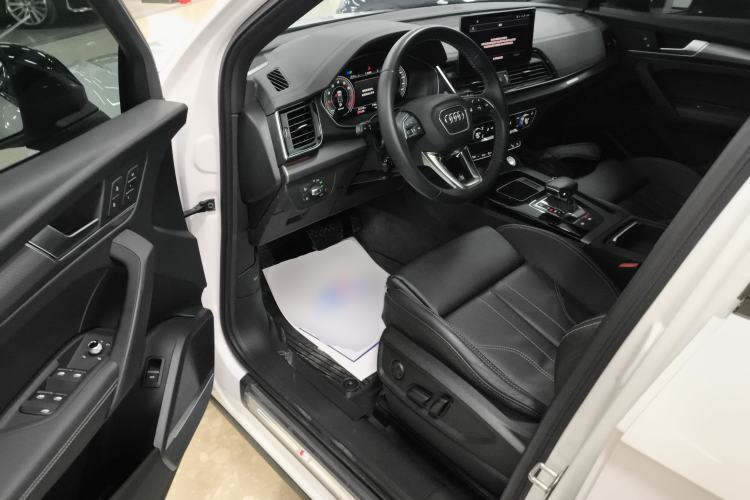 Used Audi Q5L 2022 45T Luxury Dynamic Model
