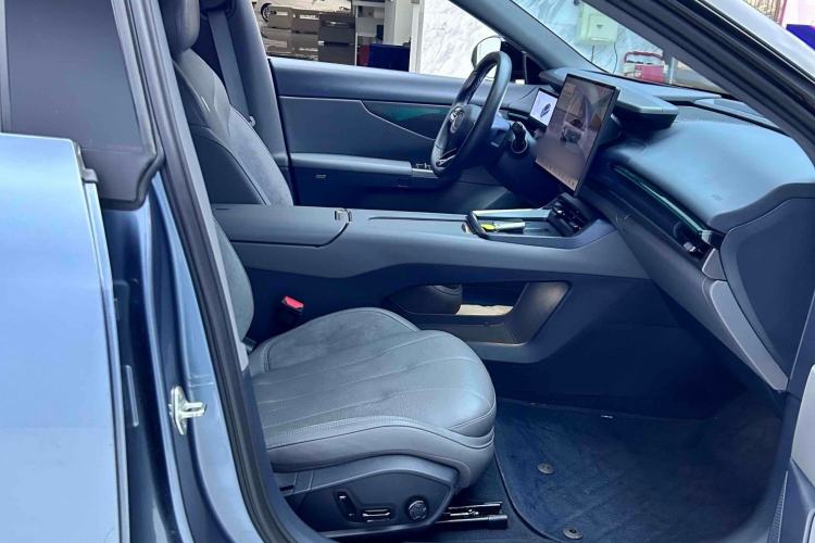 Used Lynk & Co 07 2024 EM-P 126 Long-Range Ultra