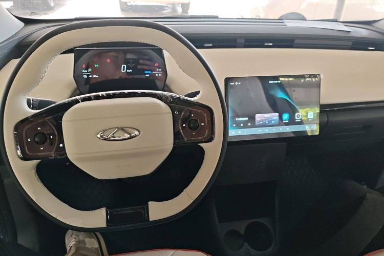 Used Chery Little Ant 2024 Refreshed Version Youth Edition 321 km Beloved Edition 29.23 kWh
