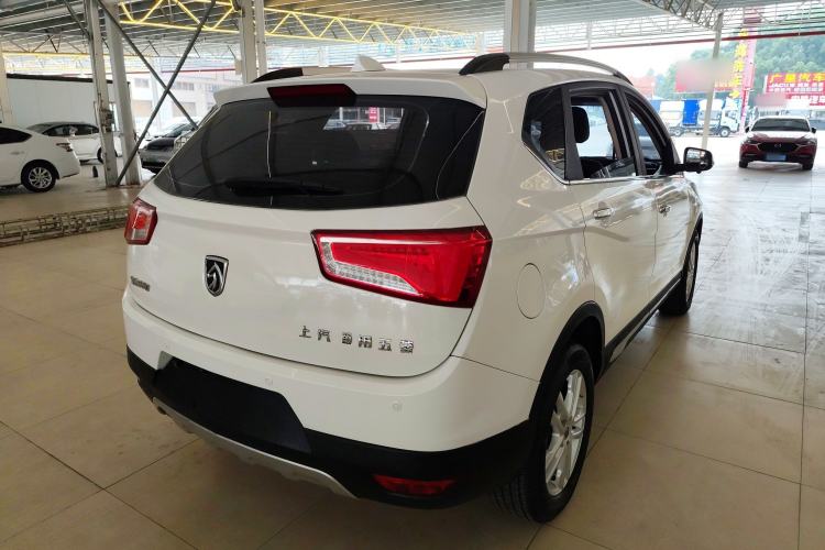 Used Baojun 560 2016 1.8L Manual Elite Version
