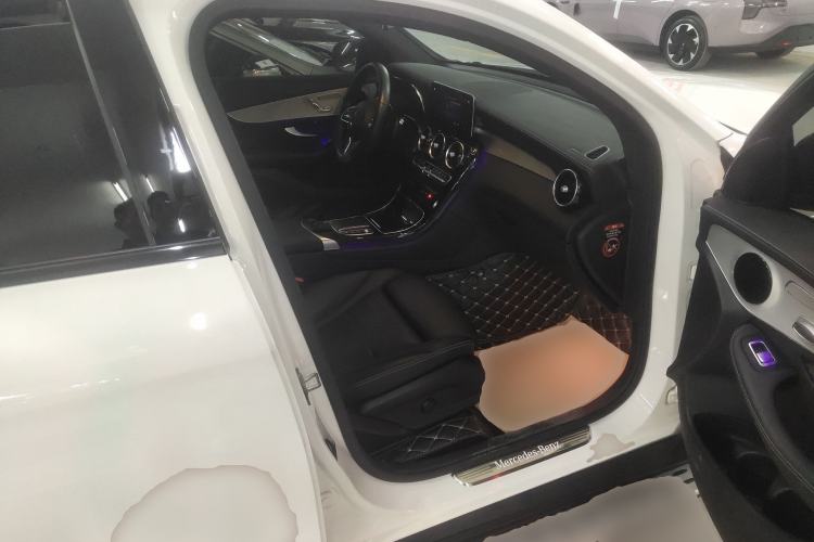 Used Mercedes-Benz GLC Coupe 2023 GLC 260 4MATIC Coupe SUV
