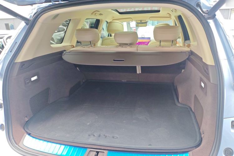 Used Hima AITO M7 2024 1.5T Rear-Drive Plus Version 5 Seats
