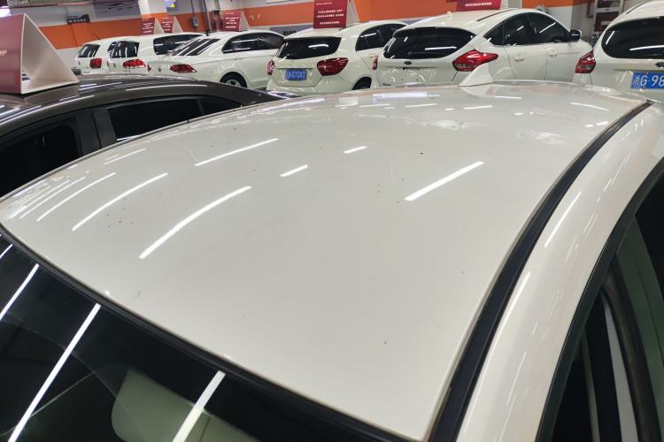 Used Mazda Mazda 3 Axela 2017 Hatchback 1.5L Automatic Comfort Model Emission Standard China V