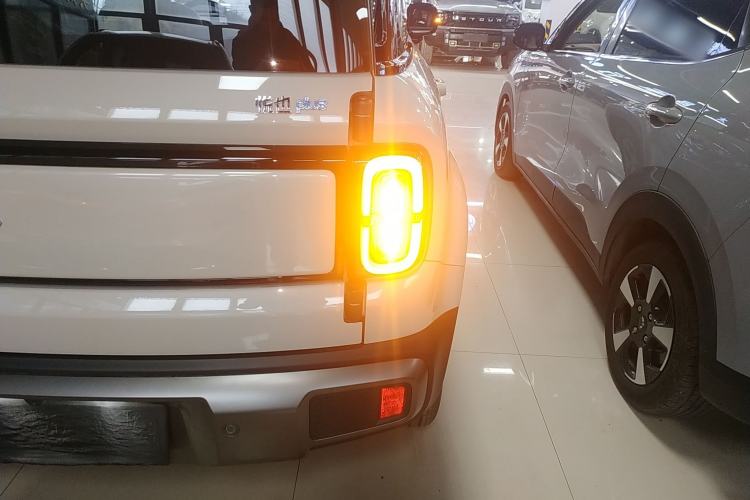 Used Baojun Spark EUV 
