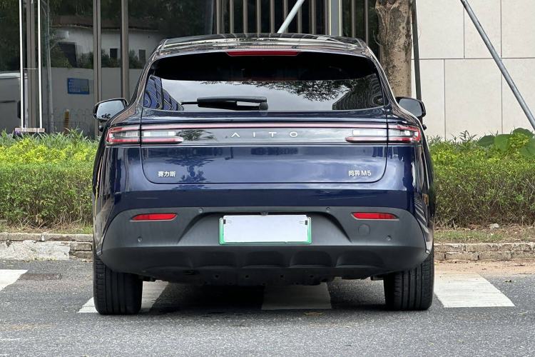 Used Hima AITO M5 2022 Extended-Range Four-Wheel Drive Ultimate Edition
