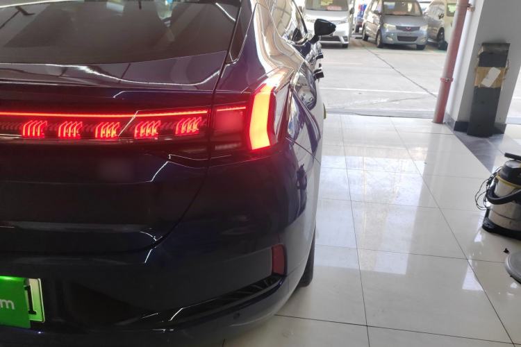 Used Zeekr 001 2023 WE Edition 100 kWh