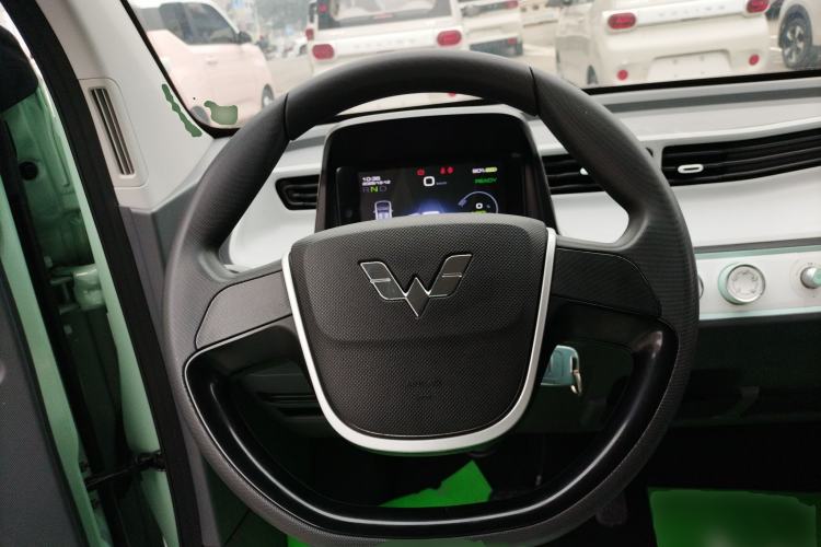 Used Wuling Hongguang MINIEV 2022 Macaron Fashion Model Lithium Iron Phosphate
