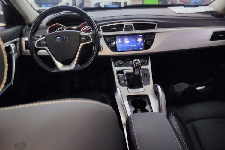 Used Geely Auto Emgrand X7 Sport 2018 2.0L Manual Two-Wheel Drive Zhiya Version