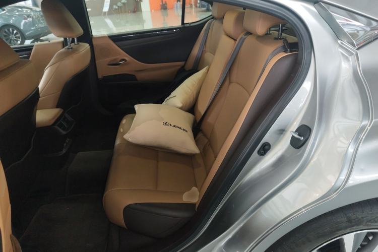 Used Lexus ES 2020 200 Excellence Edition
