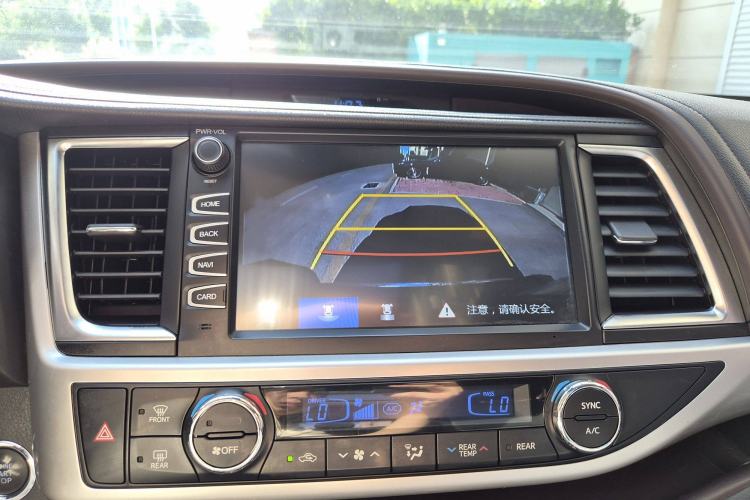 Used Toyota Highlander 2018 2.0T Four-Wheel Drive Luxury Version 7 Seats China VI Standard
