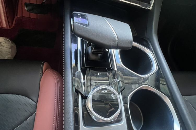 Used Changan Eado 2023 Changan Edition PLUS Blue Whale NE 1.4T GDI DCT Prestige Version
