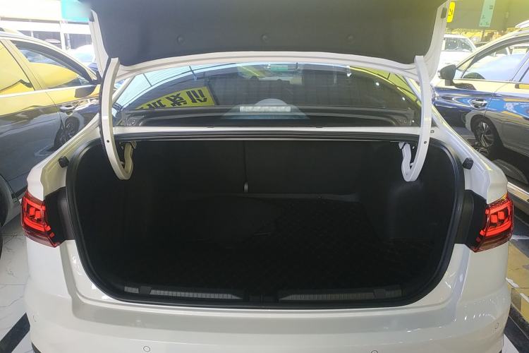 Used Volkswagen Bora 2025 280TSI DSG Comfort Edition
