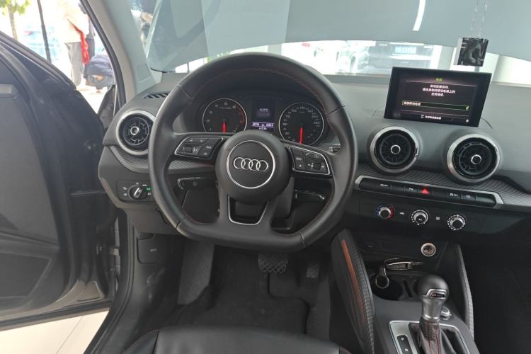 Used Audi Q2L 2022 35 TFSI Progressive Dynamic Edition
