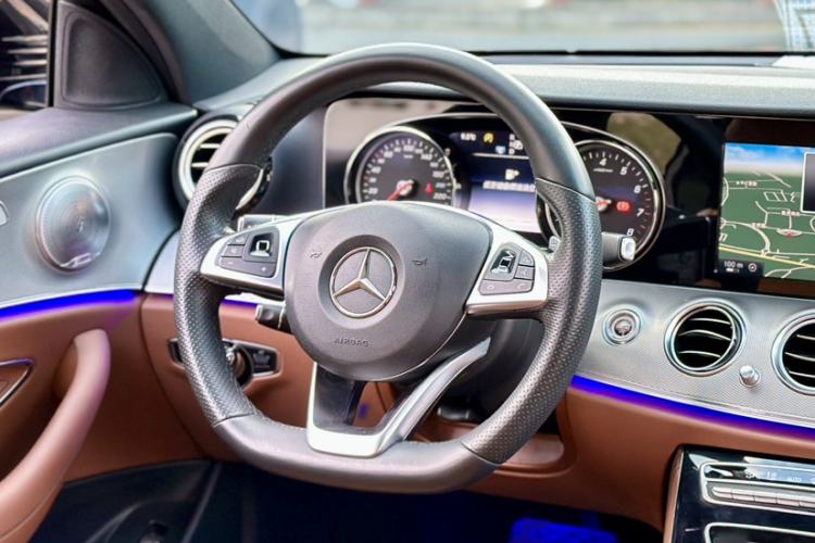 Used Mercedes-Benz E-Class 2017 E 200 Sport 4MATIC
